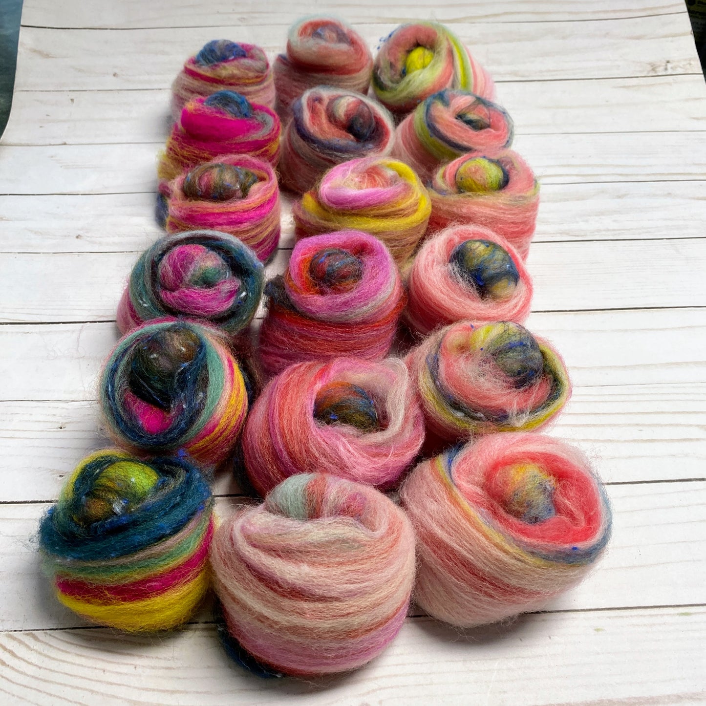 Cicada Spindle and fiber set-Pink and Rainbow